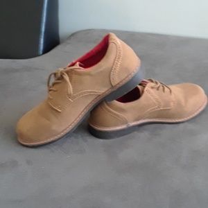 Boy casual shoe never worn
